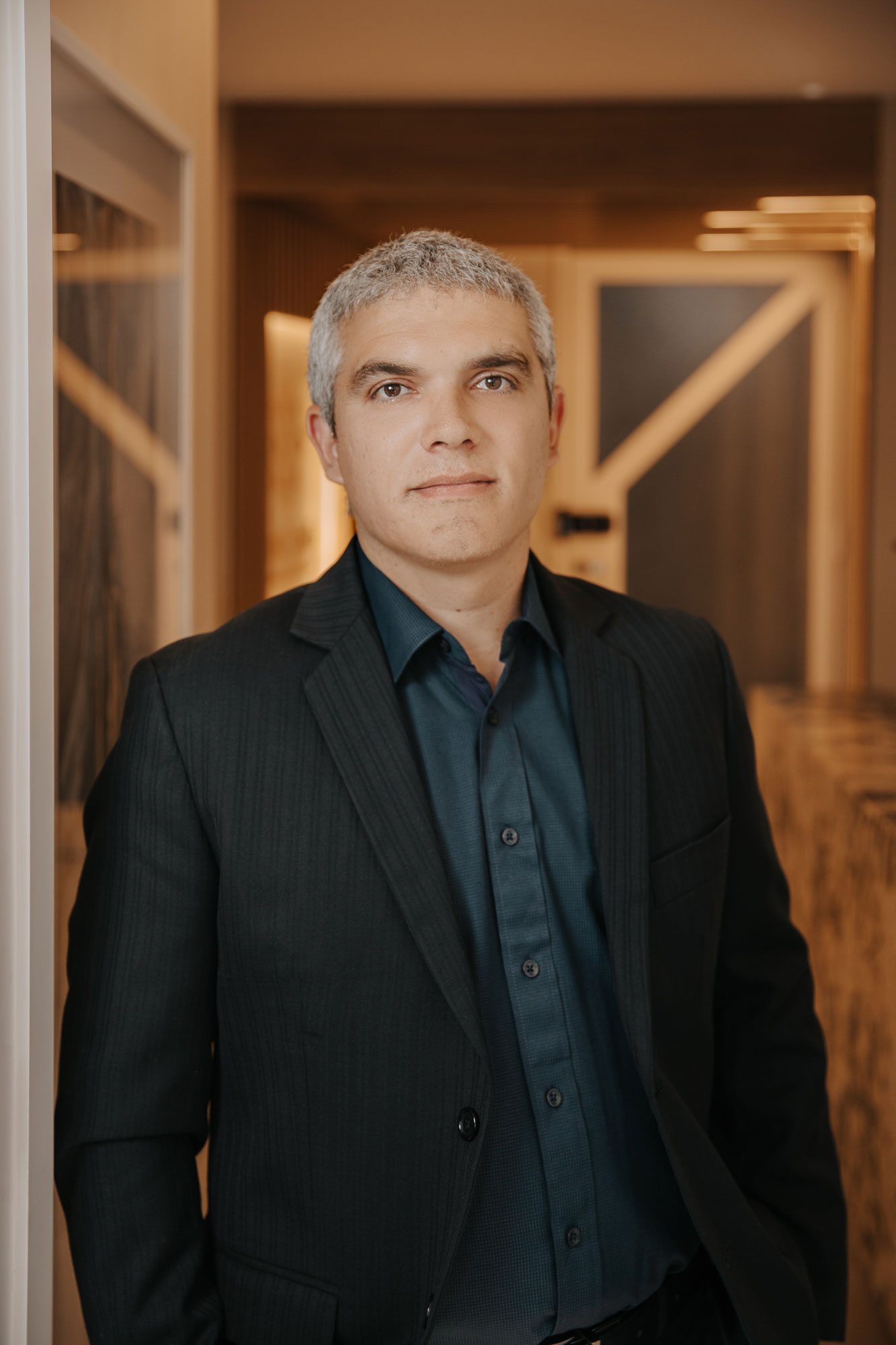 Dr. Marcos Henrique Mendes